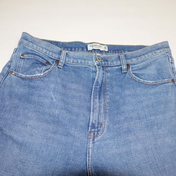 Abercrombie & Fitch Women's Ankle Straight Ultra High Rise Jeans Size 14 / 32 - Picture 2 of 6